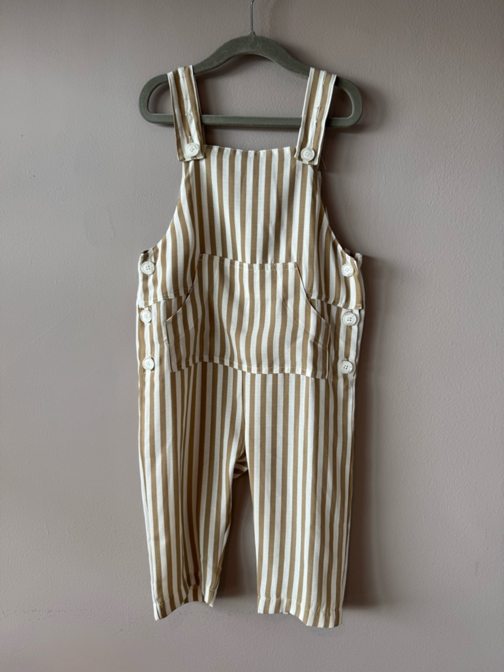 Show Me Your Mumu Mini Striped Ivory and Beige Jumpsuit Overalls Size 4T‎